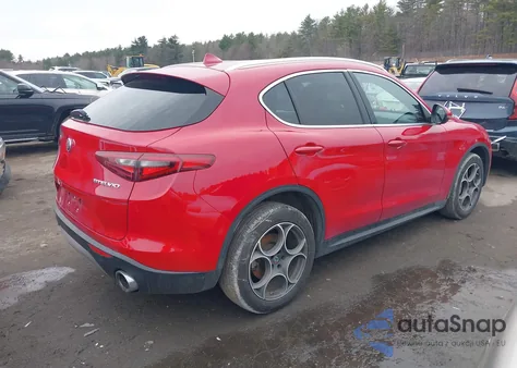 2018 Alfa Romeo Stelvio Awd из США, поврежденный, VIN ZASFAKANXJ7B73098